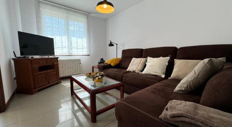 House with terrace — photo 2