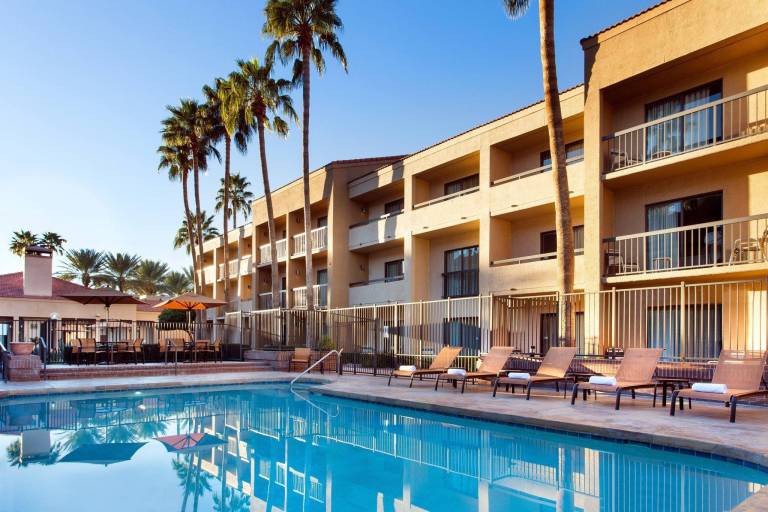 Courtyard by Marriott Phoenix North — photo 3