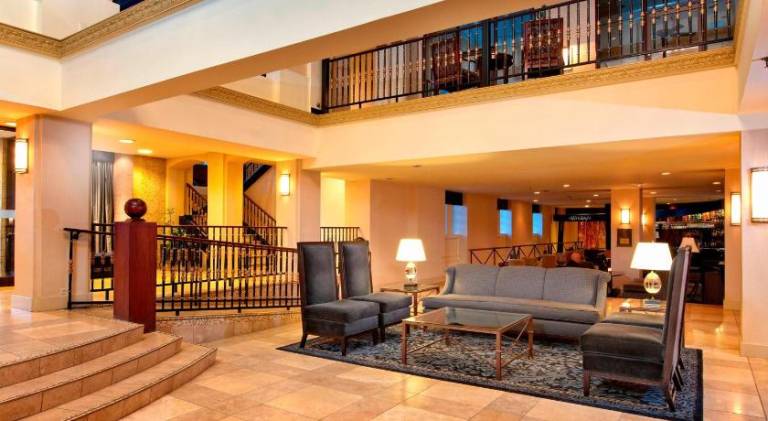 Delta Hotels Bessborough — photo 3