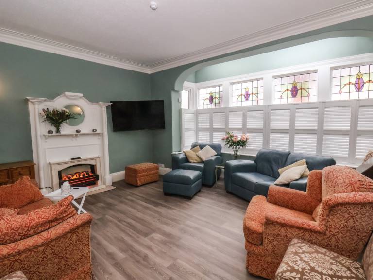 South Bay Beach House — photo 3
