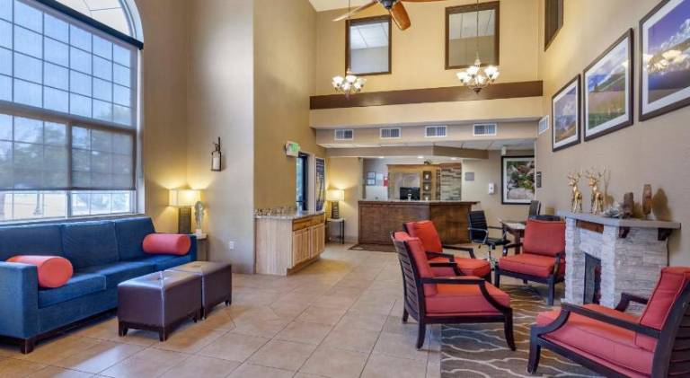 Comfort Inn Denver West Arvada Station — photo 2