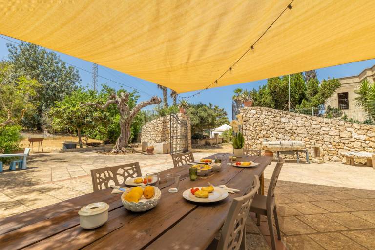 Nice vacation home with garden, barbeque & patio | Pets are welcome in Alliste