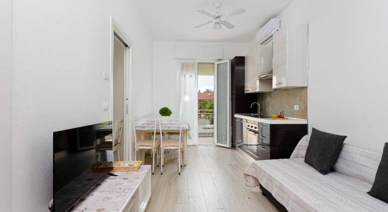Rental apartment with terrace & garden in Cesena