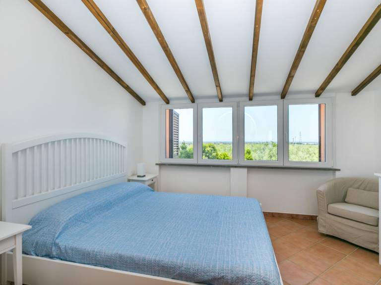 Fully equipped charming house with private pool, BBQ & terrace | Pets allowed — photo 4