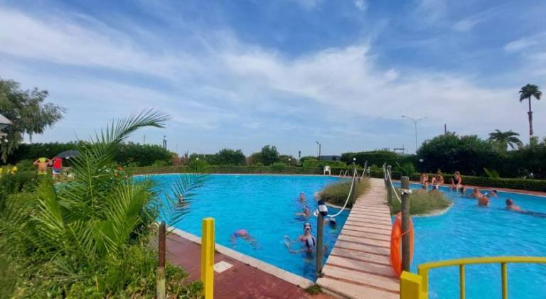 Holiday apartment with pool | Next to the beach | Pets allowed — photo 3