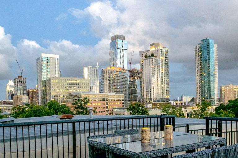 Condo  Clarksville