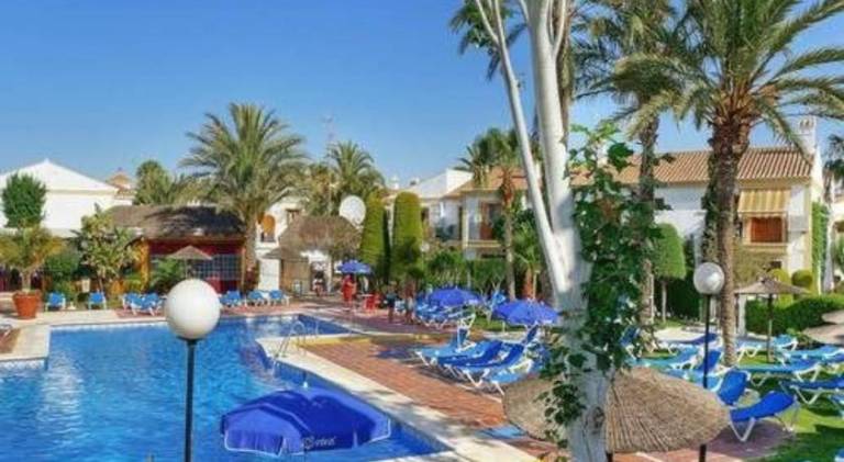 Rental apartment with garden, pool & terrace | Next to the beach | Pet-friendly — photo 3