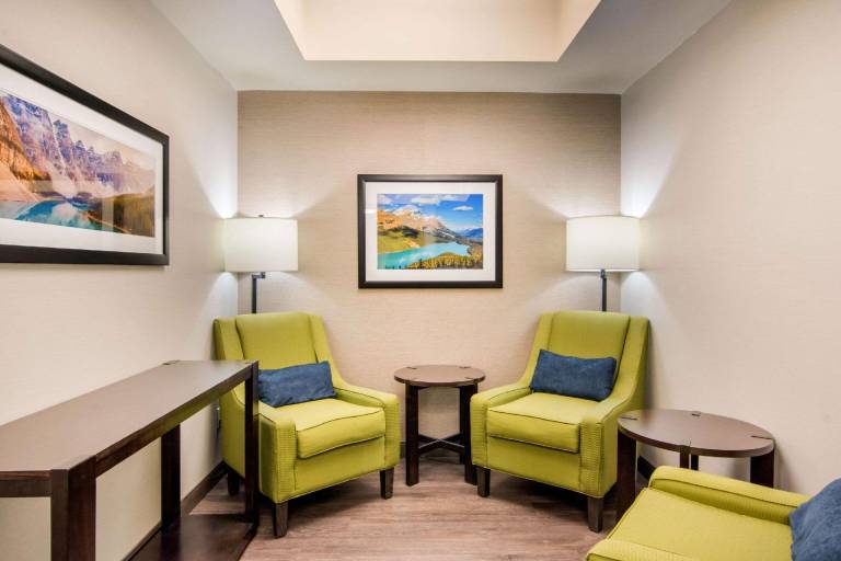 Comfort Inn & Suites — photo 5