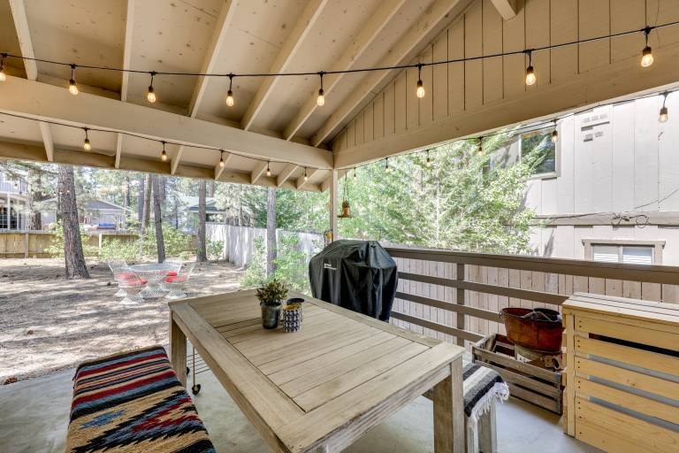 Game Room + Deck: Wooded Big Bear Lake Retreat — photo 2
