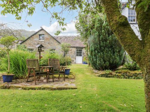 House  Strathyre