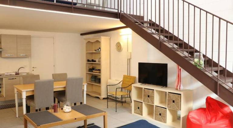 Big rental apartment | Next to Como Cathedral | Perfect for remote work | Dogs allowed in Como