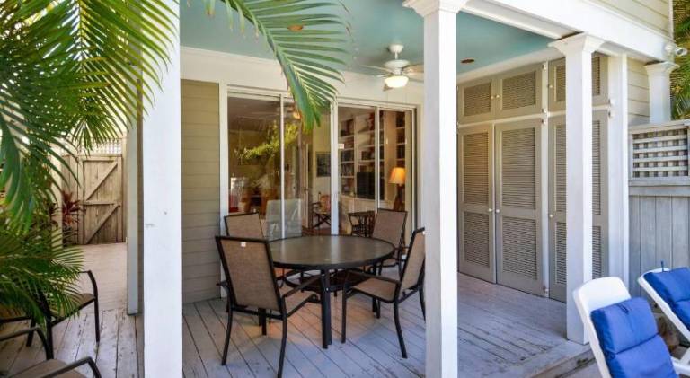 Tropical Dreaming by AvantStay 4 BLKS to Beach Private Pool — photo 5