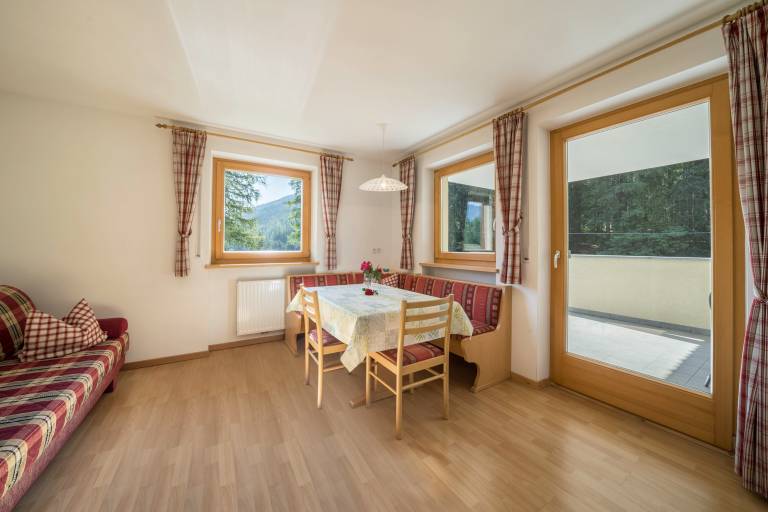 Vacation House "Maria Edelweiss" with Mountain View, Balcony, Terrace & Sauna — photo 2