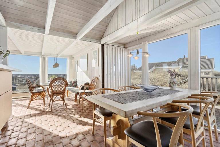 Family-friendly house with grill, jacuzzi & patio | Close to the beach | Dogs allowed — photo 5