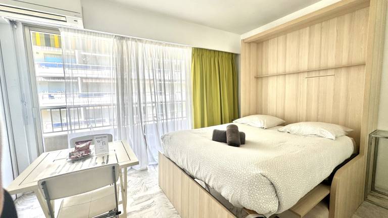 Studio | Next to the beach | Pets allowed in Grasse