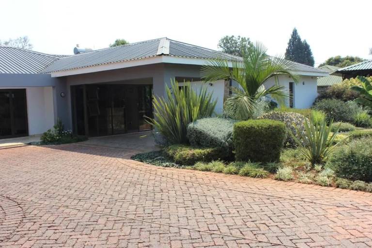Bed and breakfast  Eastlea South