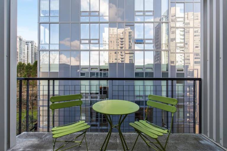 Kasa Bellevue Seattle