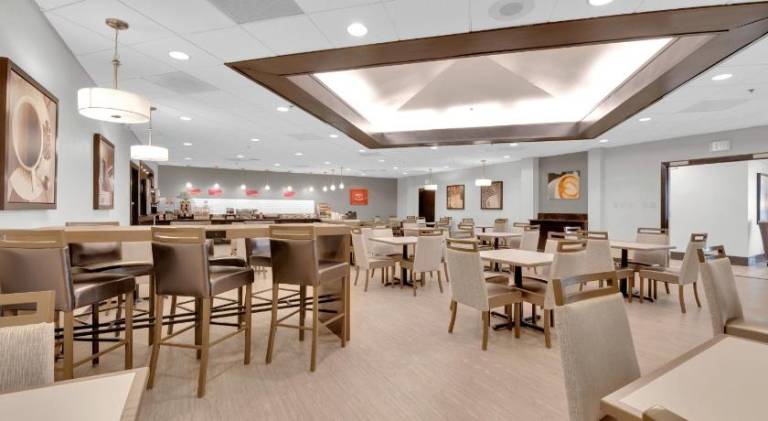 Best Western Plus The Charles Hotel — photo 4