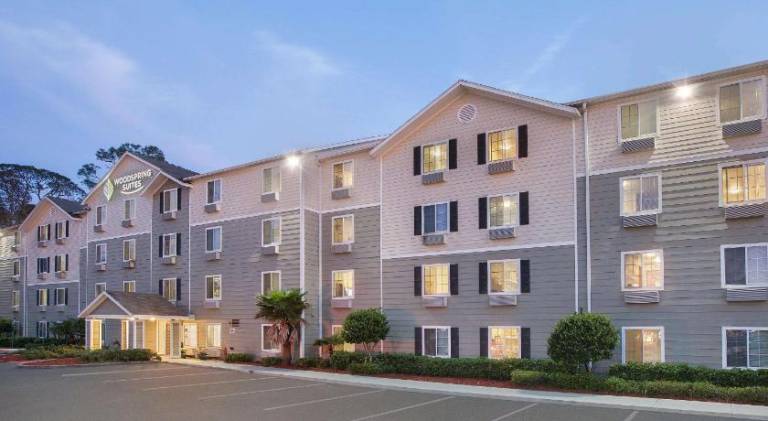 WoodSpring Suites Jacksonville Beach Blvd — photo 3