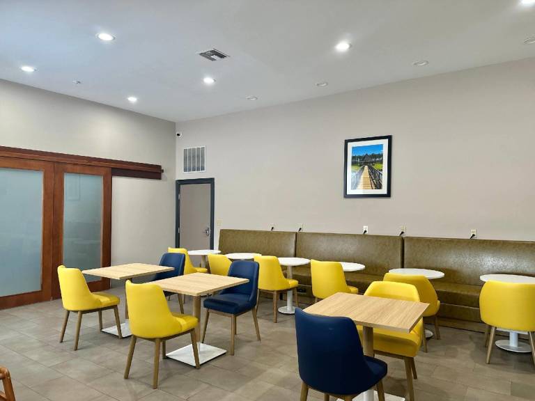 Comfort Inn & Suites Cartersville - Emerson Lake Point — photo 3