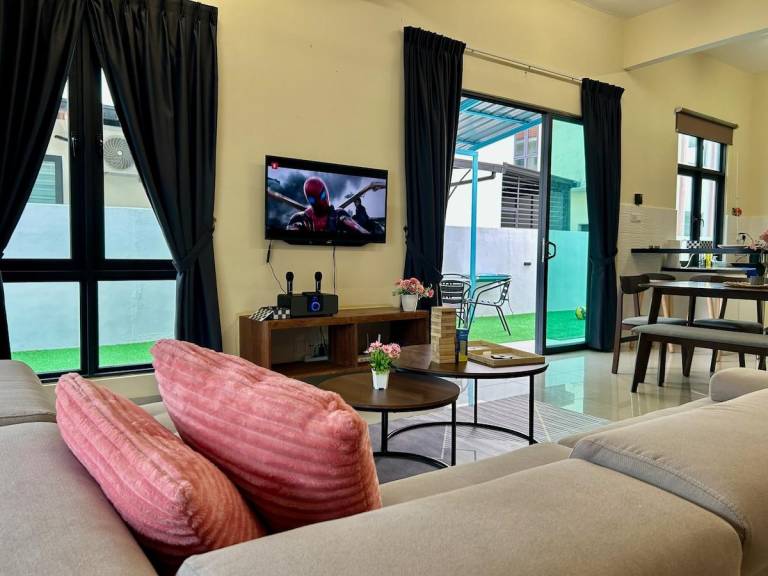 245 m&sup2; Ferienhaus