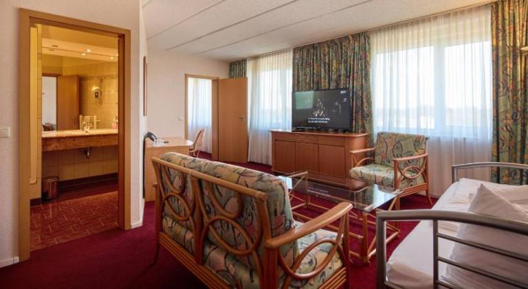 AXXON Hotel — photo 2