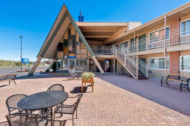 Americas Best Value Inn & Suites Flagstaff — photo 2
