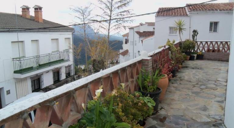 Apartment with pool, terrace & garden — photo 5