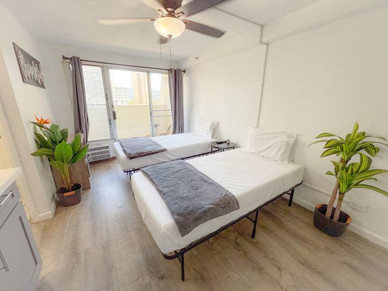 Family-friendly apartment | Next to Honolulu Zoo | Close to the beach | Pets are welcome — photo 2