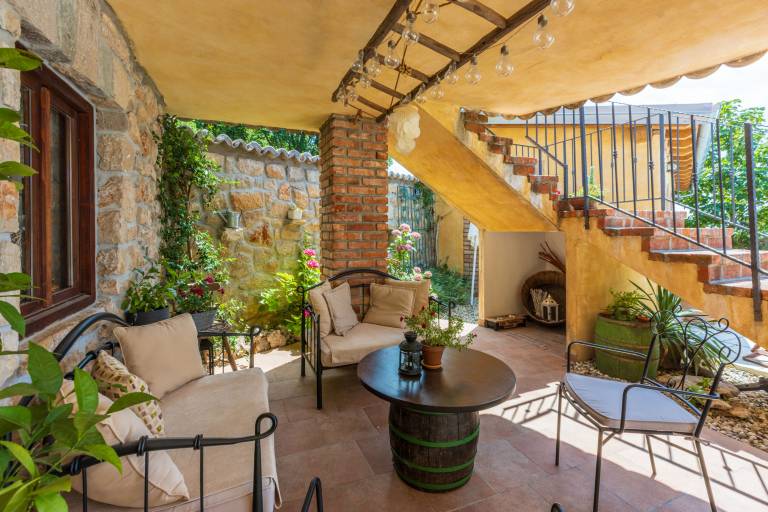 House with garden, BBQ & private pool | Sea view — photo 4