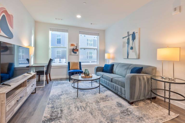 Apartment with terrace, grill & pool | Perfect for remote work — photo 3