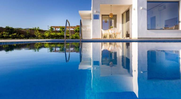 Villa with garden, patio & pool in Hersonissos