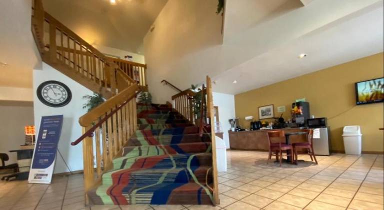 Rodeway Inn Salina North — photo 4