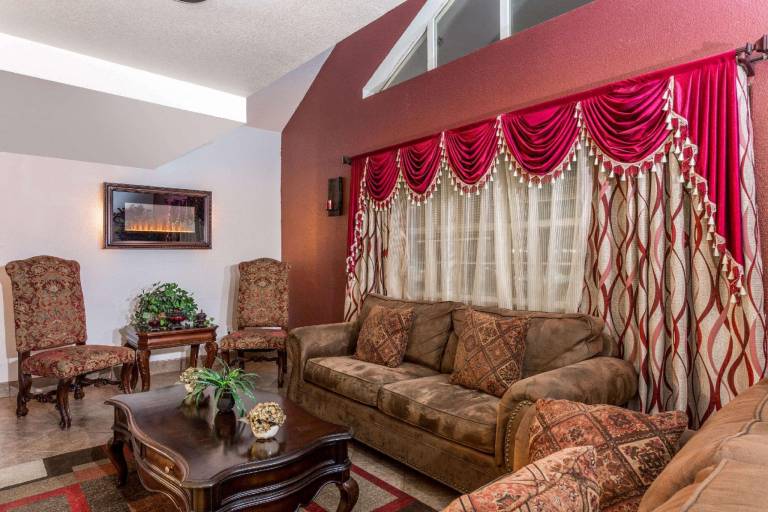 Microtel Inn & Suites by Wyndham Salt Lake City Airport — photo 2