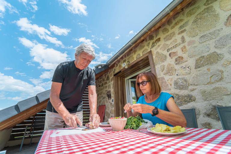 Chalet 2 personnes - Les Chalets de l'Aubrac — photo 4