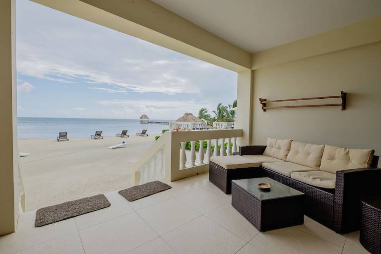 Condo San Pedro