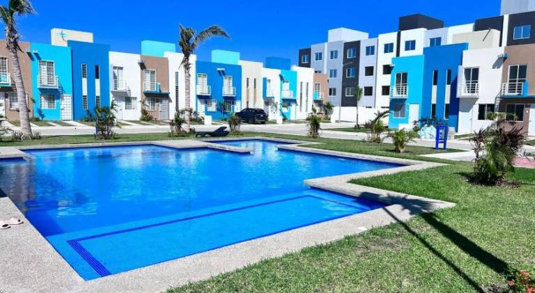 Holiday apartment with pool — photo 3