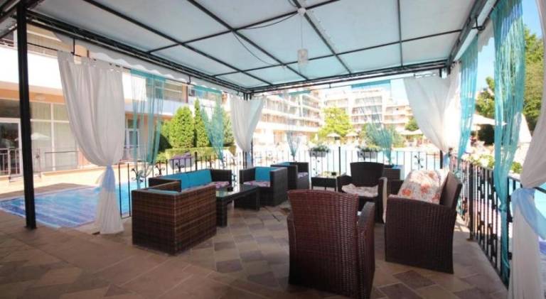 Rental apartment with pool — photo 3
