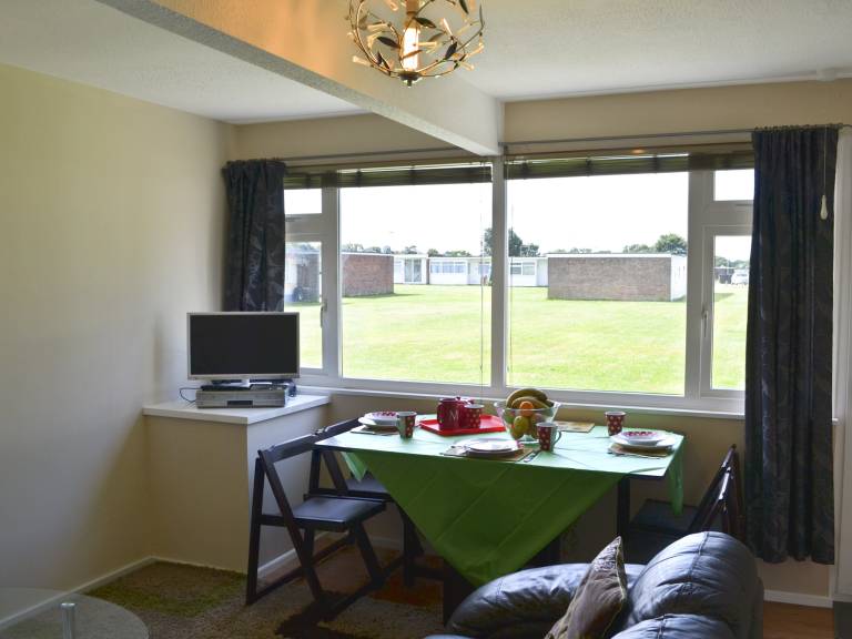 Family-oriented pleasant cottage with pool | Next to the beach | Pet-friendly — photo 3