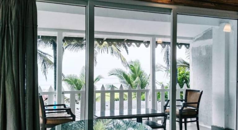 Nasya Beachside Cottages — photo 2