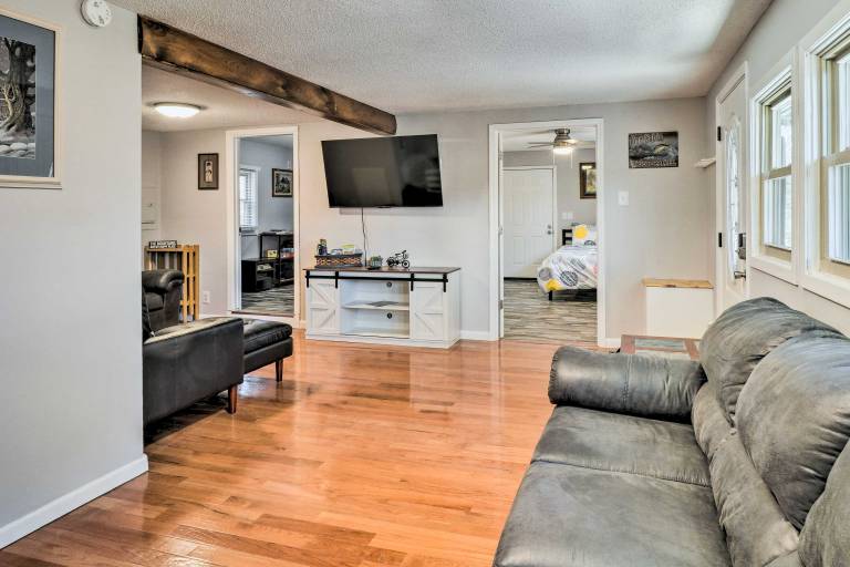Pigeon Forge Cabin w/ Private Hot Tub & Gas Grill — photo 5