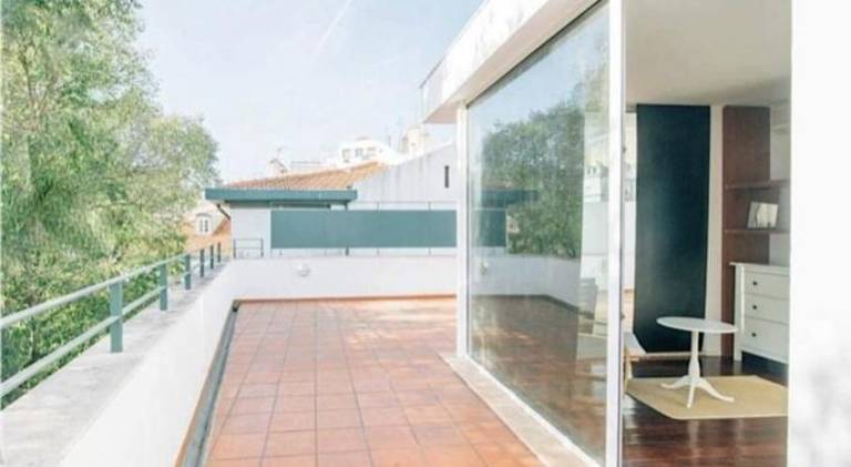 Belong Staying and Feeling - Casa da Se — photo 3