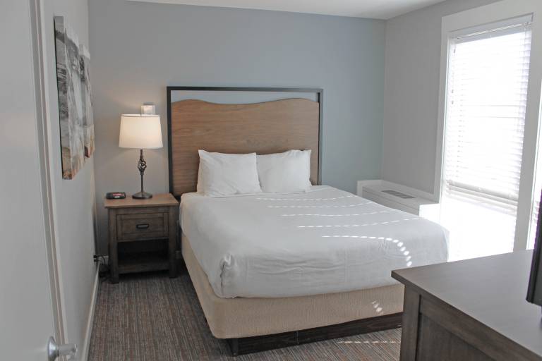 Child-friendly condo with grill, private pool & hot tub | Pet-friendly — photo 3