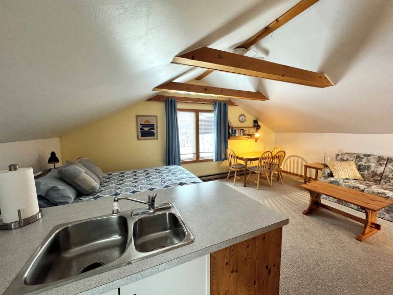 Cabin Southampton