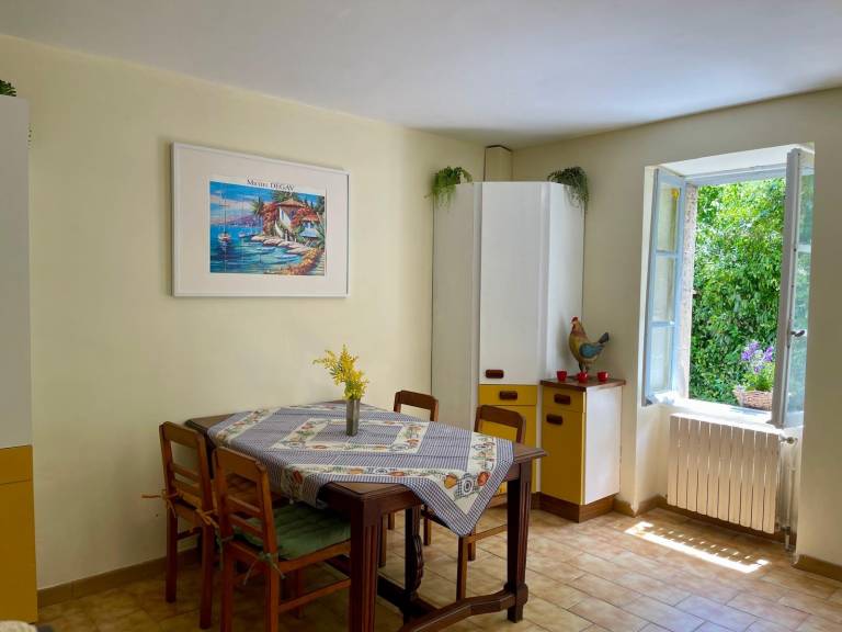 Apartment 'Relaxing Family Retreat' with Mountain View, Private Garden and Wi-Fi — photo 4
