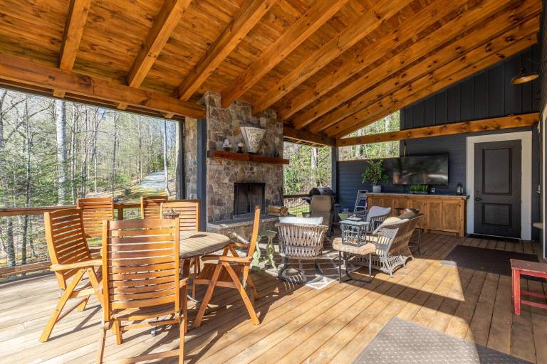 House Blowing Rock
