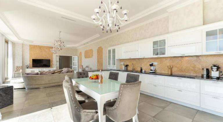Villa with jacuzzi, pool & sauna — photo 3