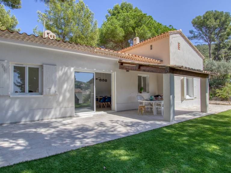 House with garden, barbecue & patio | Sea view — photo 4