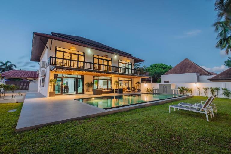 Villa Ban Karon