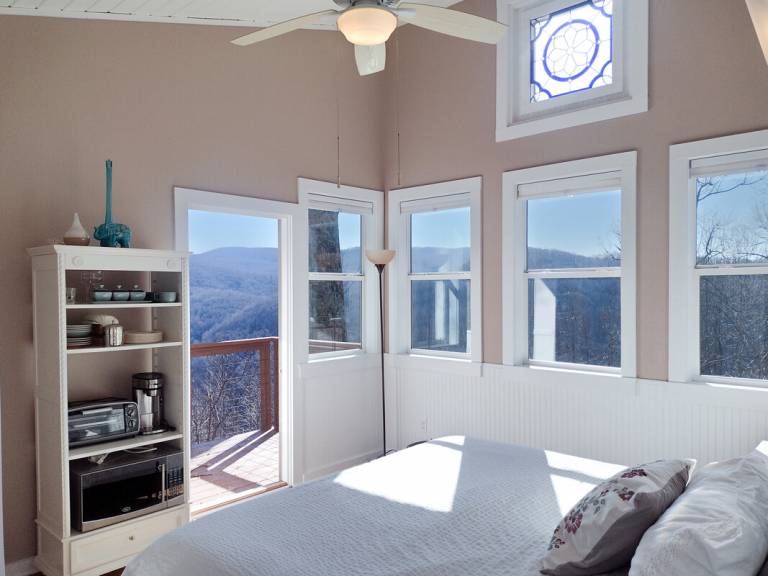 Private room  Saluda